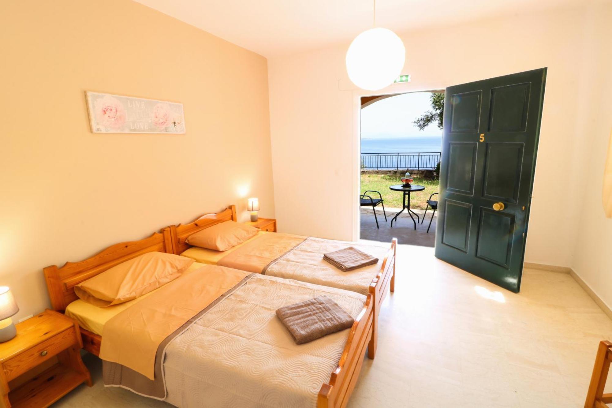 Silent Bay Apartments Katávolos Exteriér fotografie